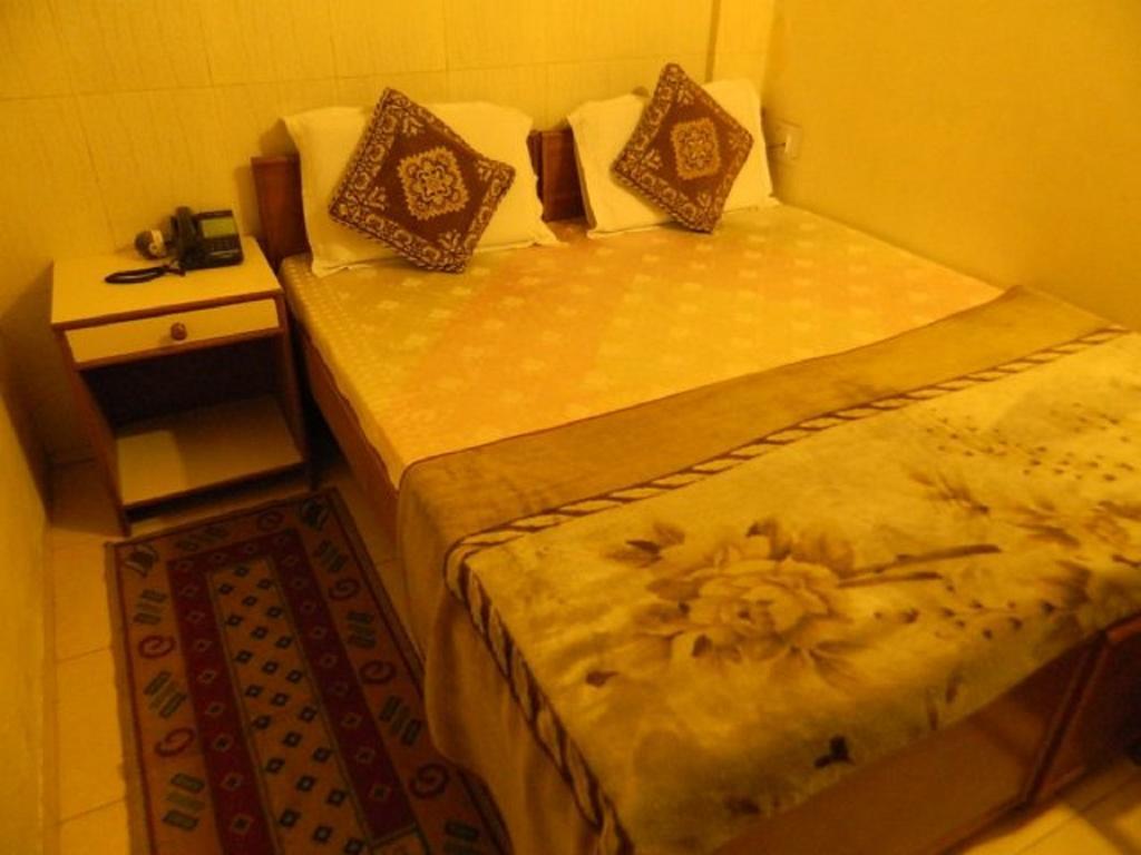 Viraaj Guest House Noida Dış mekan fotoğraf
